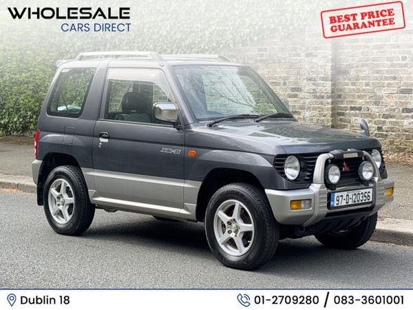 Mitsubishi Pajero SUV, Petrol, 1997, Grey