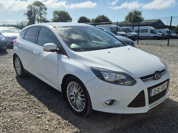Ford Focus Hatchback, Diesel, 2012, White
