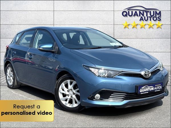 Toyota Auris Hatchback, Diesel, 2017, Blue