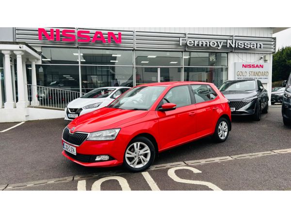 Skoda Fabia Hatchback, Petrol, 2020, Red