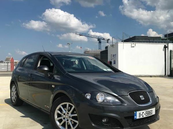 SEAT Leon Hatchback, Diesel, 2011, Grey
