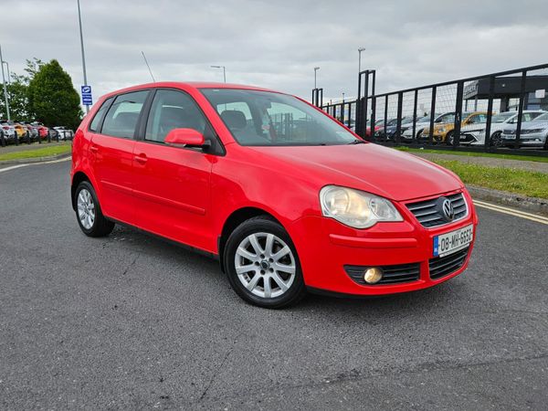 Volkswagen Polo Hatchback, Petrol, 2008, Red