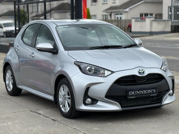 Toyota Yaris Hatchback, Petrol Hybrid, 2022, Grey
