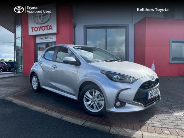 Toyota Yaris Hatchback, Petrol, 2024, Silver