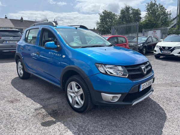 Dacia Sandero Stepway Hatchback, Petrol, 2013, Blue