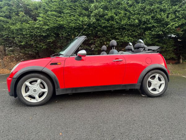 Mini One Convertible, Petrol, 2004, Red