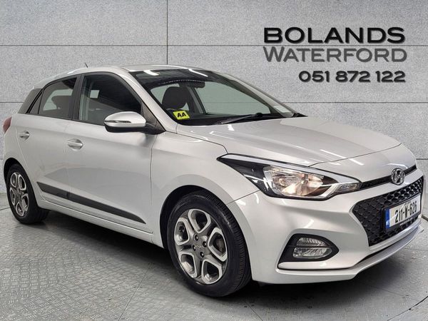 Hyundai i20 Hatchback, Petrol, 2021, Grey