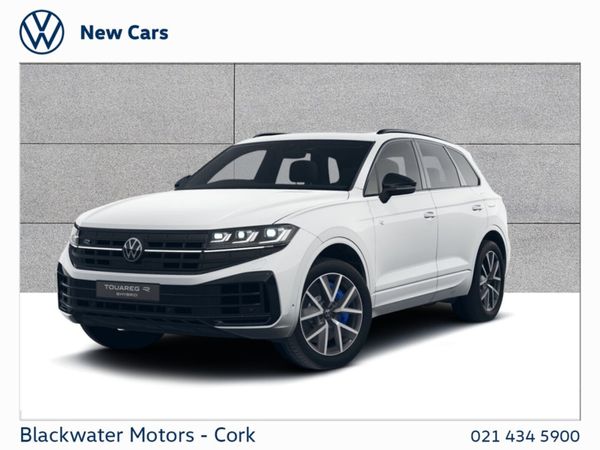 Volkswagen Touareg SUV, Petrol Hybrid, 2025, White