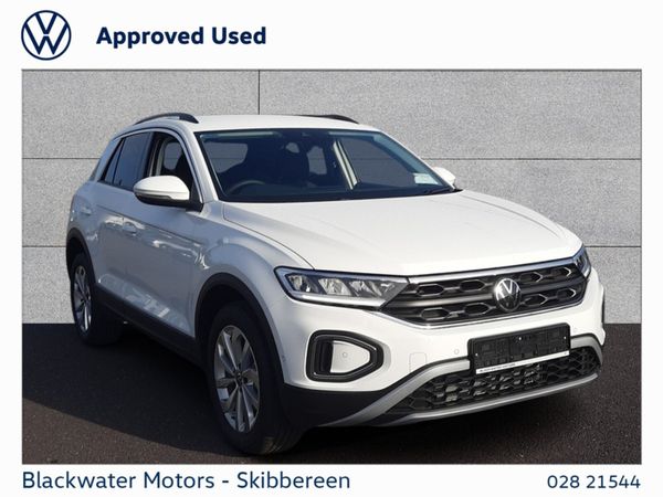 Volkswagen T-Roc SUV, Petrol, 2025, White