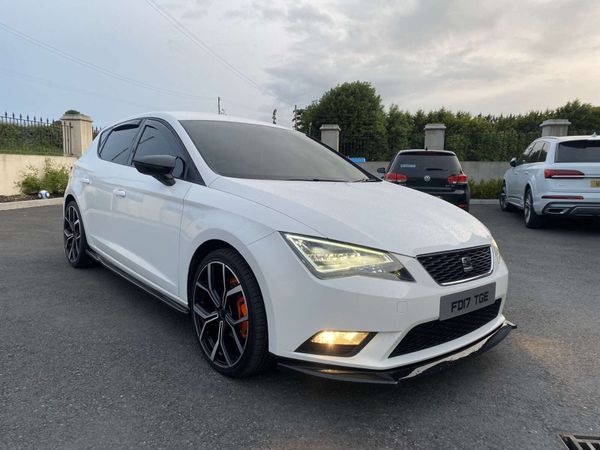 SEAT Leon Hatchback, Diesel, 2017, White