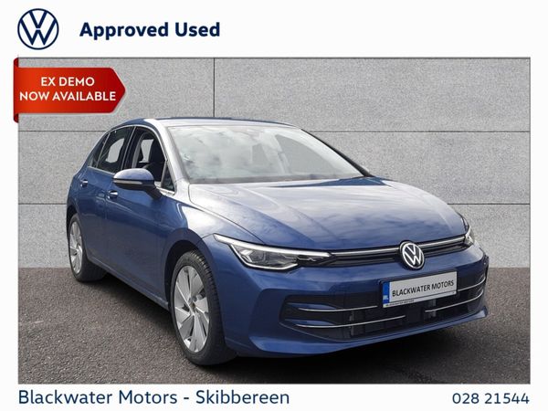 Volkswagen Golf Estate, Petrol, 2025, Blue