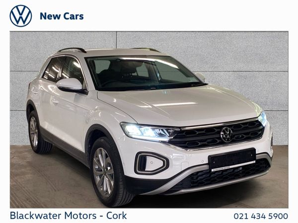 Volkswagen T-Roc SUV, Petrol, 2025, White