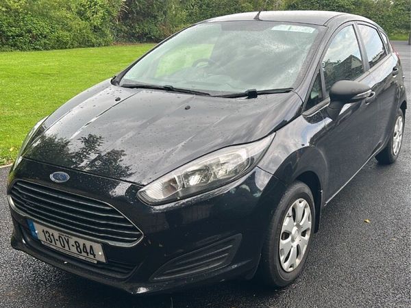 Ford Fiesta Hatchback, Petrol, 2013, Black
