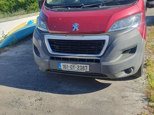 Peugeot Boxer MPV, Diesel, 2016, Red