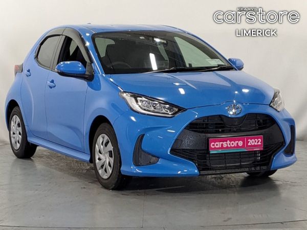 Toyota Yaris Hatchback, Petrol, 2022, Blue