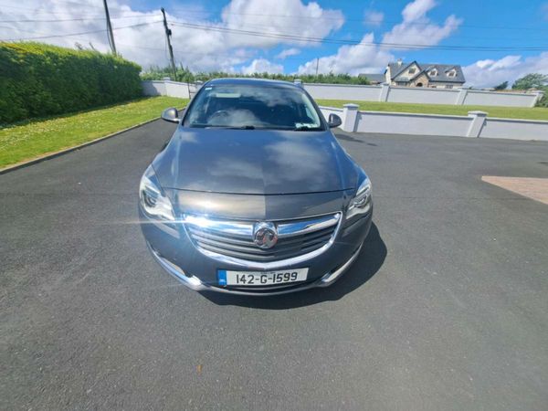 Vauxhall Insignia Hatchback, Diesel, 2014, Grey