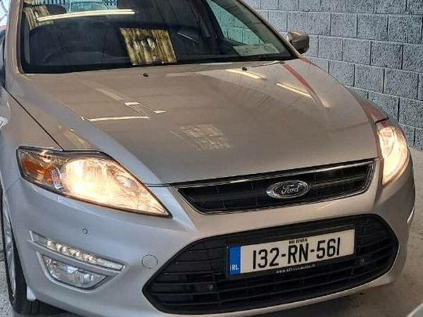Ford Mondeo Hatchback, Diesel, 2013, Silver