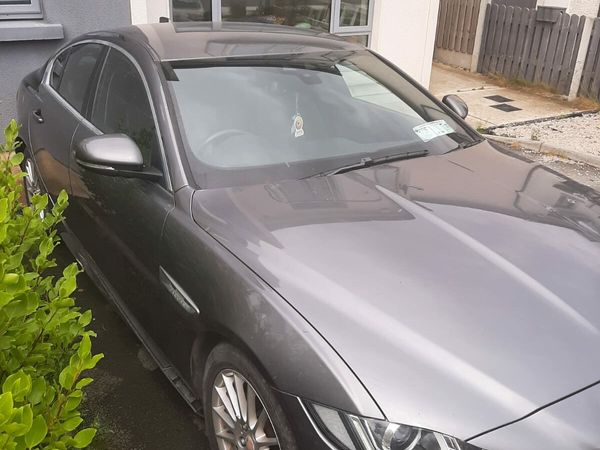 Jaguar XE Saloon, Diesel, 2016, Grey