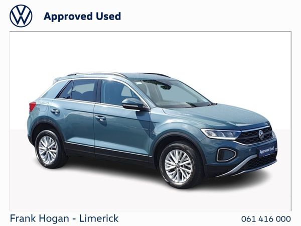 Volkswagen T-Roc SUV, Diesel, 2023, Blue