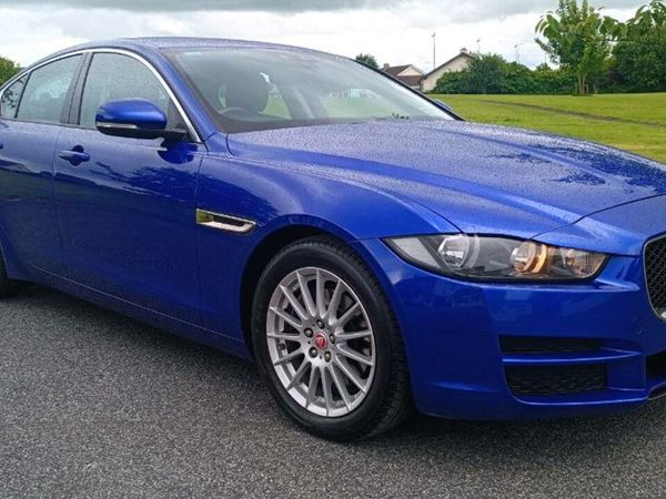 Jaguar XE Saloon, Diesel, 2017, Blue