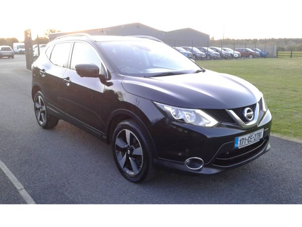 Nissan Qashqai Hatchback, Diesel, 2017, Black