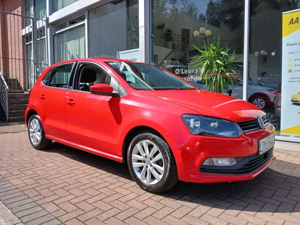 Volkswagen Polo Hatchback, Petrol, 2017, Red