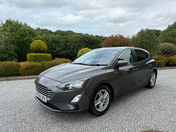 Ford Focus Hatchback, Diesel, 2019, Grey