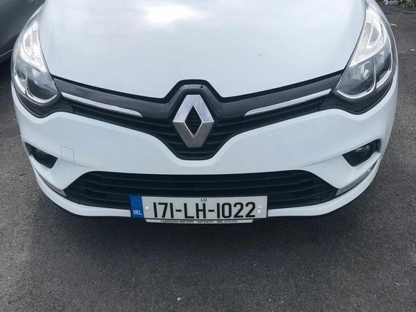 Renault Clio Hatchback, Petrol, 2017, White