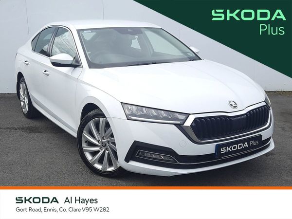 Skoda Octavia Saloon, Diesel, 2021, White