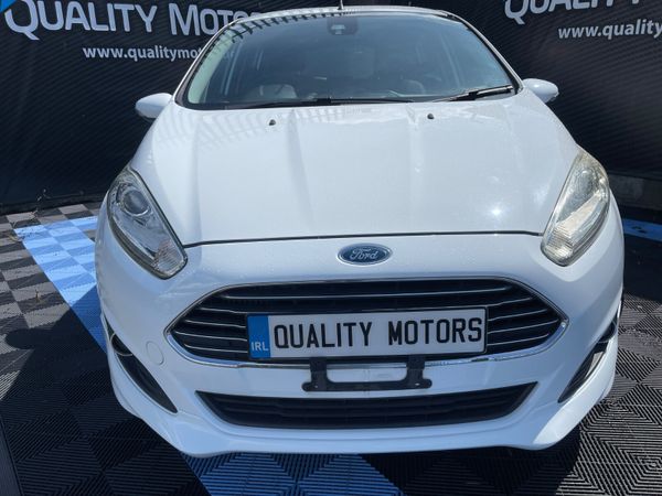 Ford Fiesta Hatchback, Petrol, 2014, White