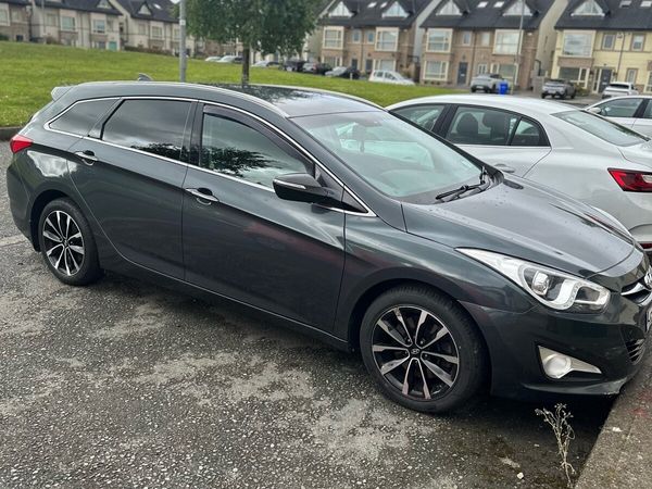 Hyundai i40 Estate/Jeep, Diesel, 2015, Grey