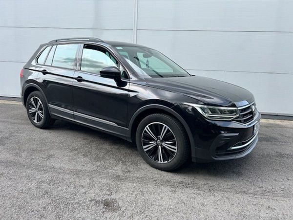 Volkswagen Tiguan SUV, Diesel, 2021, Black