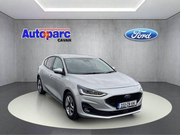 Ford Focus Hatchback, Petrol, 2022, Grey