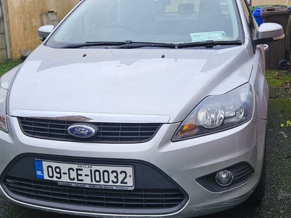 Ford Focus Hatchback, Diesel, 2009, Silver