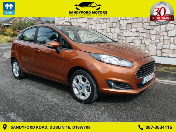 Ford Fiesta Hatchback, Petrol, 2015, Gold