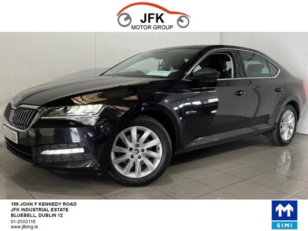 Skoda Superb Hatchback, Diesel, 2022, Black