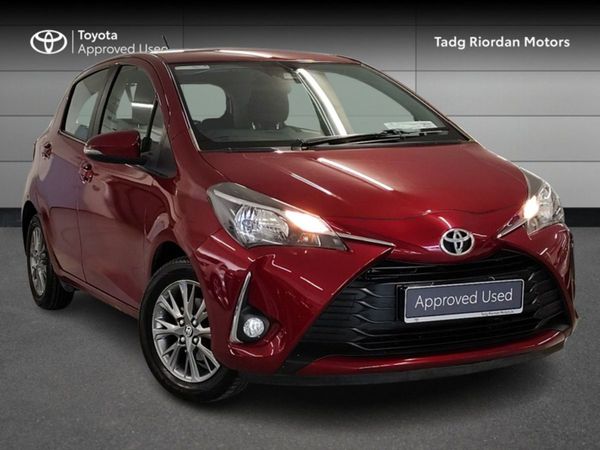 Toyota Yaris Hatchback, Petrol, 2019, Red