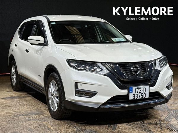 Nissan X-Trail Estate, Petrol, 2017, White