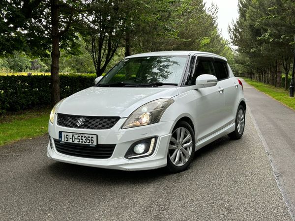 Suzuki Swift Hatchback, Petrol, 2015, White