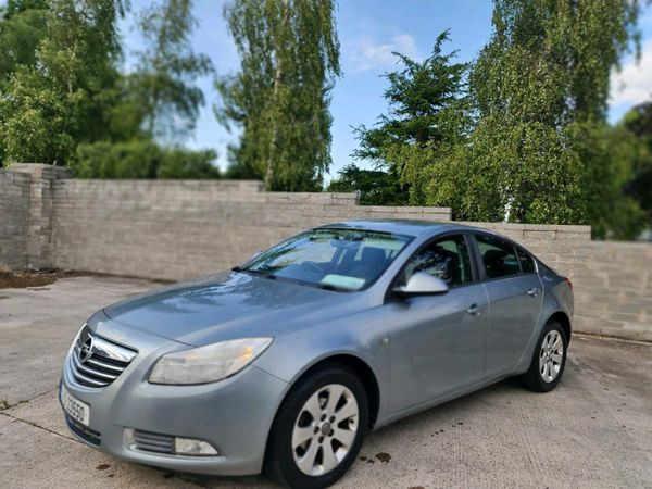 Opel Insignia Saloon, Diesel, 2011, Silver