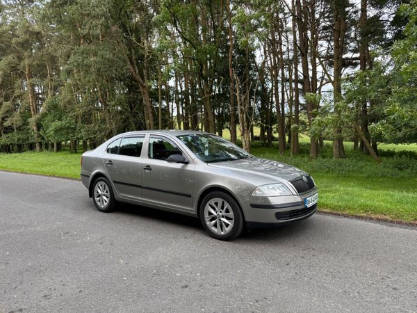 Skoda Octavia Hatchback, Diesel, 2008, Beige