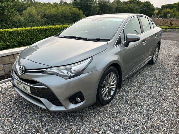 Toyota Avensis Saloon, Diesel, 2018, Grey