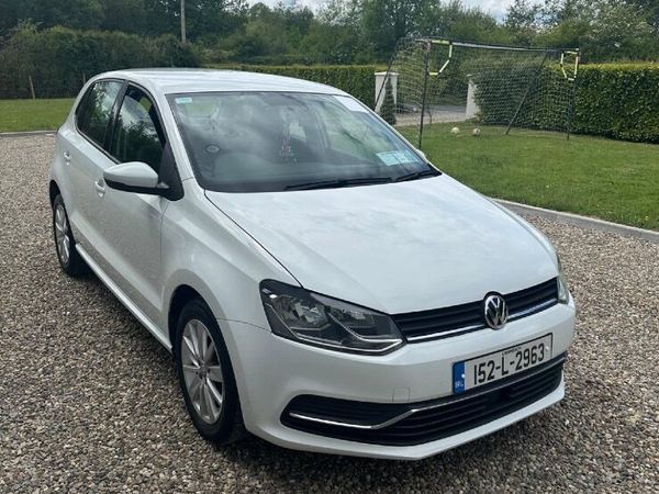 Volkswagen Polo Hatchback, Petrol, 2015, White