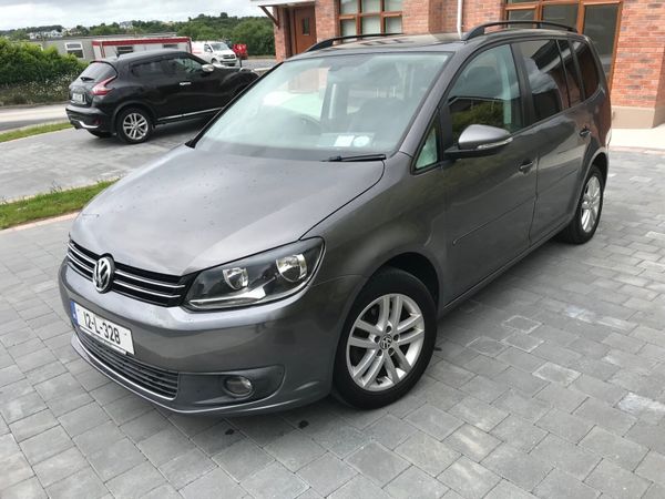 Volkswagen Touran MPV, Diesel, 2012, Grey