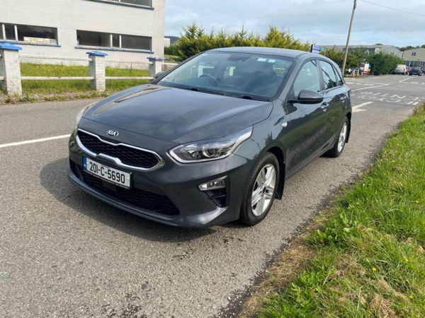 Kia Ceed Hatchback, Petrol, 2020, Grey