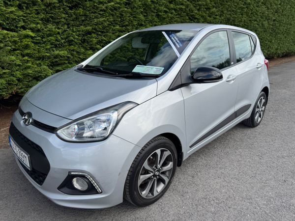 Hyundai i10 Hatchback, Petrol, 2014, Silver