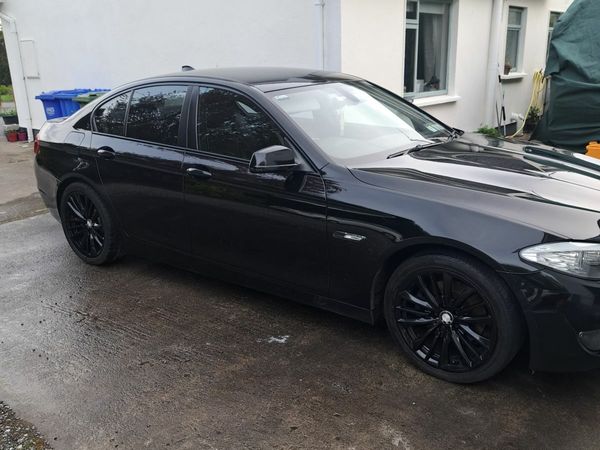 BMW 5-Series Saloon, Diesel, 2011, Black