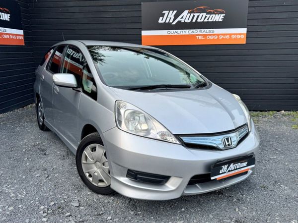 Honda Shuttle Estate, Hybrid, 2011, Silver