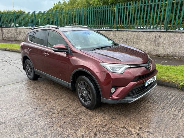 Toyota RAV4 SUV, Diesel, 2016, Red