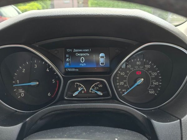 Ford Focus Hatchback, Diesel, 2015, Grey